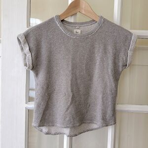 Nico Nico kids age 4 organic cotton grey raglan top, soft and elegant